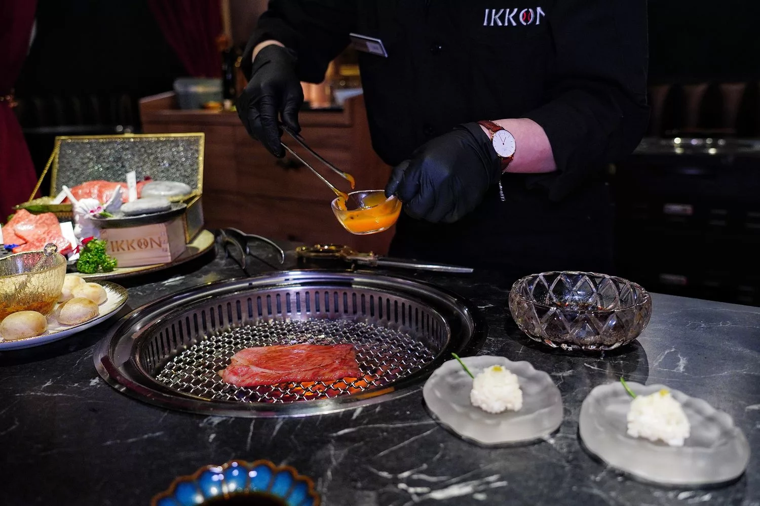 【台中高級燒肉】IKKON和牛會所WagyuClub，華麗古堡風格.頂級燒肉饗宴! @混血珊莎的奇幻旅程