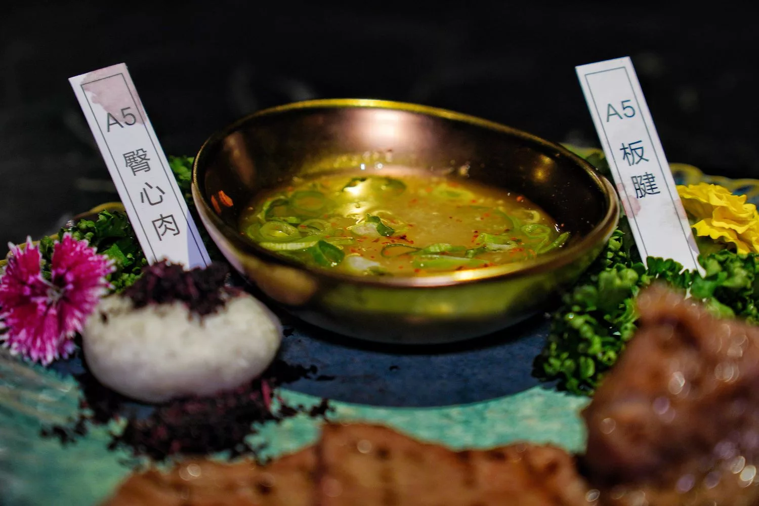 【台中高級燒肉】IKKON和牛會所WagyuClub，華麗古堡風格.頂級燒肉饗宴! @混血珊莎的奇幻旅程