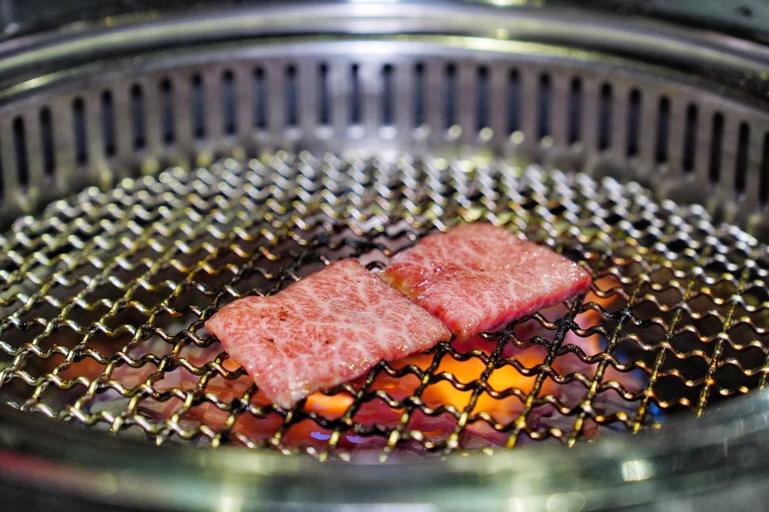 【台中高級燒肉】IKKON和牛會所WagyuClub，華麗古堡風格.頂級燒肉饗宴! @混血珊莎的奇幻旅程