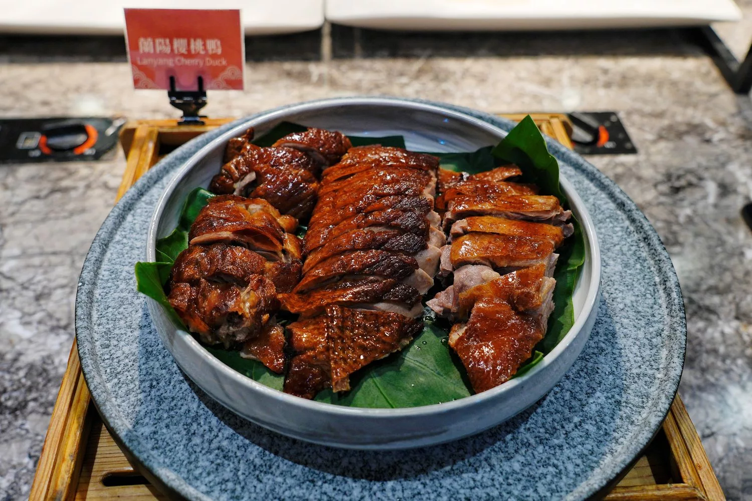 【長榮鳳凰酒店礁溪桂冠自助餐廳】無限爽吃一鴨六吃全鴨宴&#038;現煎牛排跟暢飲生啤酒! @混血珊莎的奇幻旅程