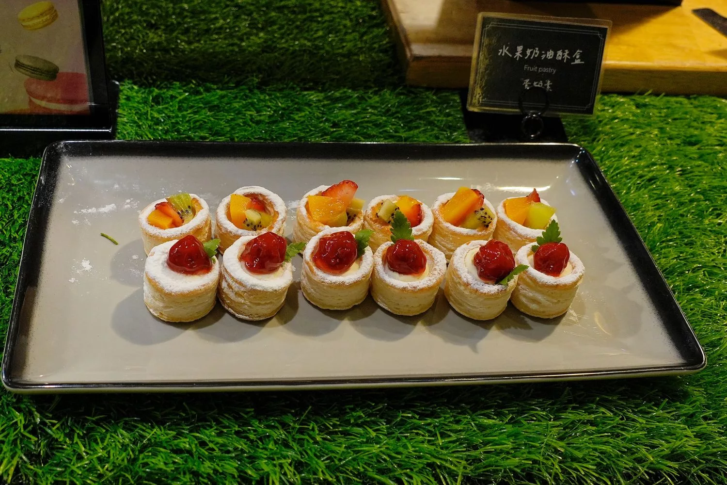 【長榮鳳凰酒店礁溪桂冠自助餐廳】無限爽吃一鴨六吃全鴨宴&#038;現煎牛排跟暢飲生啤酒! @混血珊莎的奇幻旅程