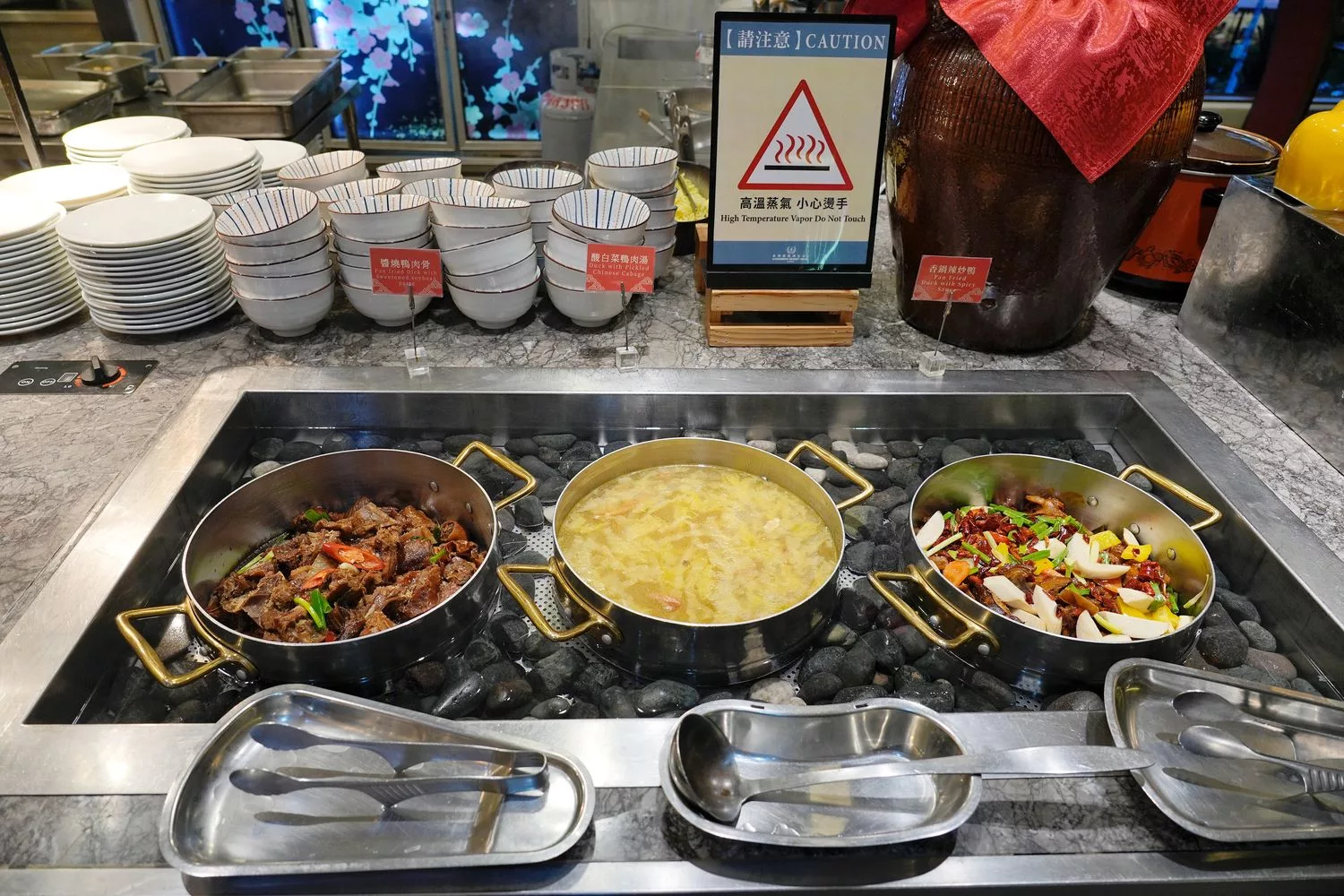 【長榮鳳凰酒店礁溪桂冠自助餐廳】無限爽吃一鴨六吃全鴨宴&#038;現煎牛排跟暢飲生啤酒! @混血珊莎的奇幻旅程
