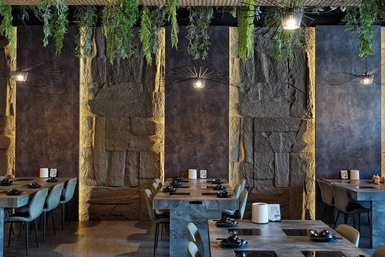 【西屯火鍋】森饗鍋物senn shabu台中漢口館，唯美森林系火鍋，必吃招牌胡椒豬肚湯! @混血珊莎的奇幻旅程