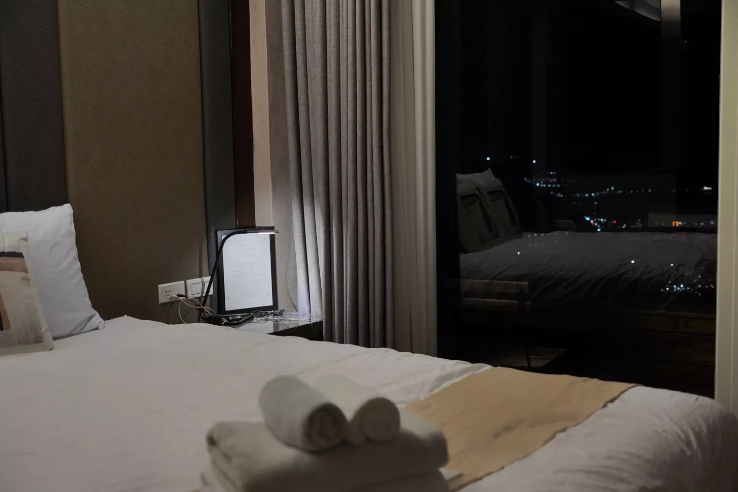 【九份山城逸境】九份必住人氣民宿，夢幻海景跟山城夜景一次擁有! @混血珊莎的奇幻旅程