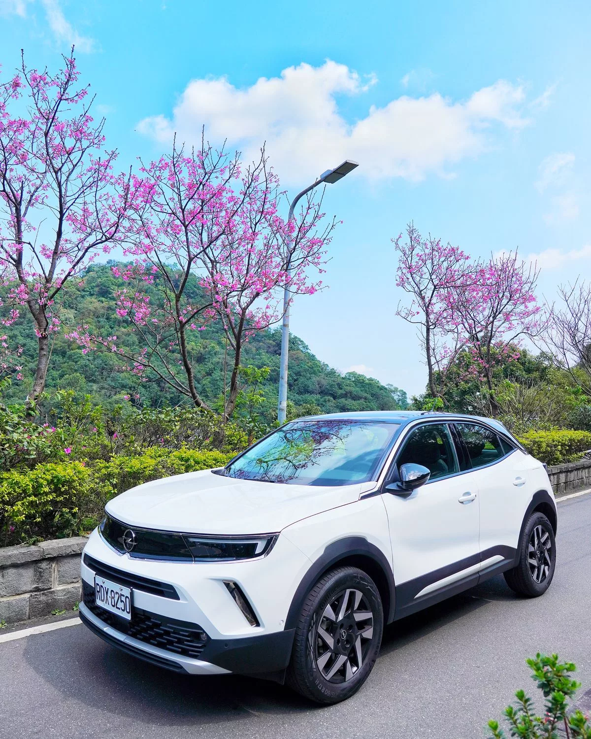Opel Mokka試駕心得分享，質感系跨界小休旅，都會女性最愛潮流設計! @混血珊莎的奇幻旅程