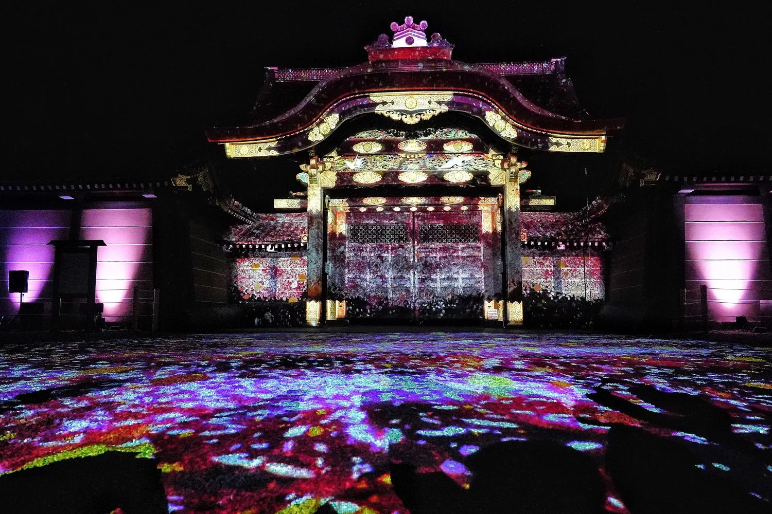 【世界遺産二條城】NAKED meets二条城 櫻花祭 2025光雕秀! @混血珊莎的奇幻旅程