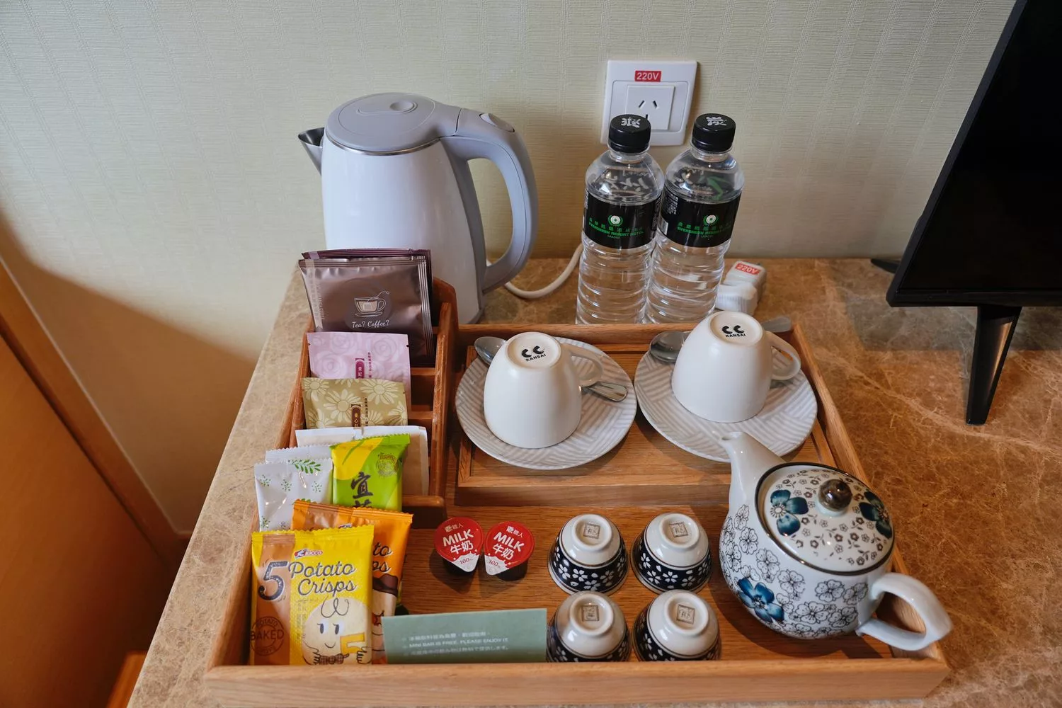 【礁溪長榮鳳凰酒店】千坪空中花園溫泉池，退房享用豐盛早午餐! @混血珊莎的奇幻旅程
