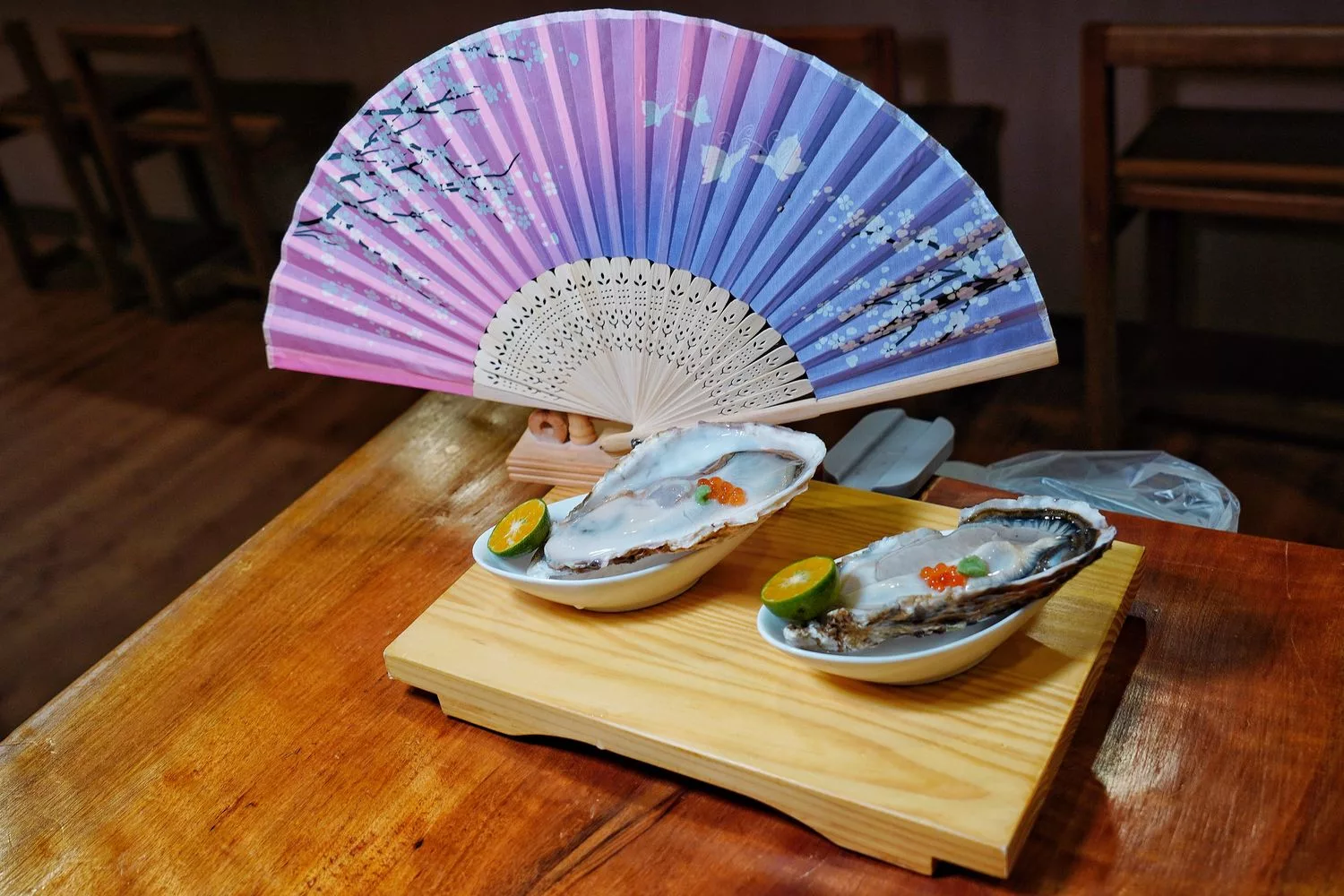 【三重日本料理】老本壽司.生魚片，人氣平價日料.壽司擺盤超吸睛! @混血珊莎的奇幻旅程