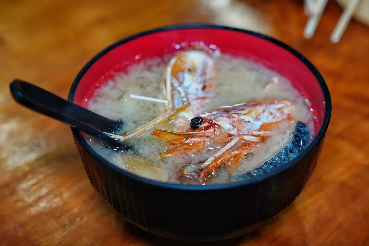 【三重日本料理】老本壽司.生魚片，人氣平價日料.壽司擺盤超吸睛! @混血珊莎的奇幻旅程