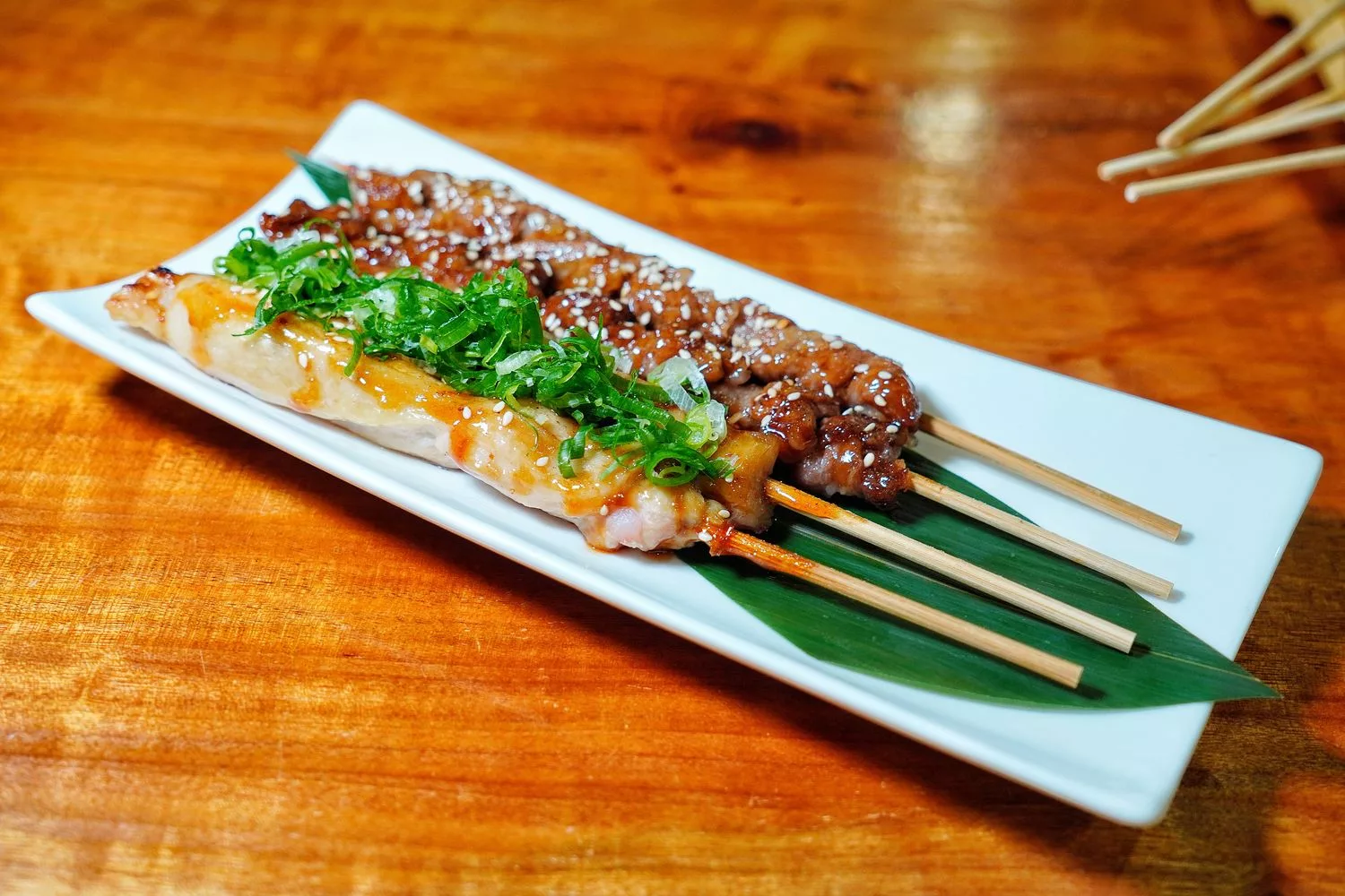 【三重日本料理】老本壽司.生魚片，人氣平價日料.壽司擺盤超吸睛! @混血珊莎的奇幻旅程