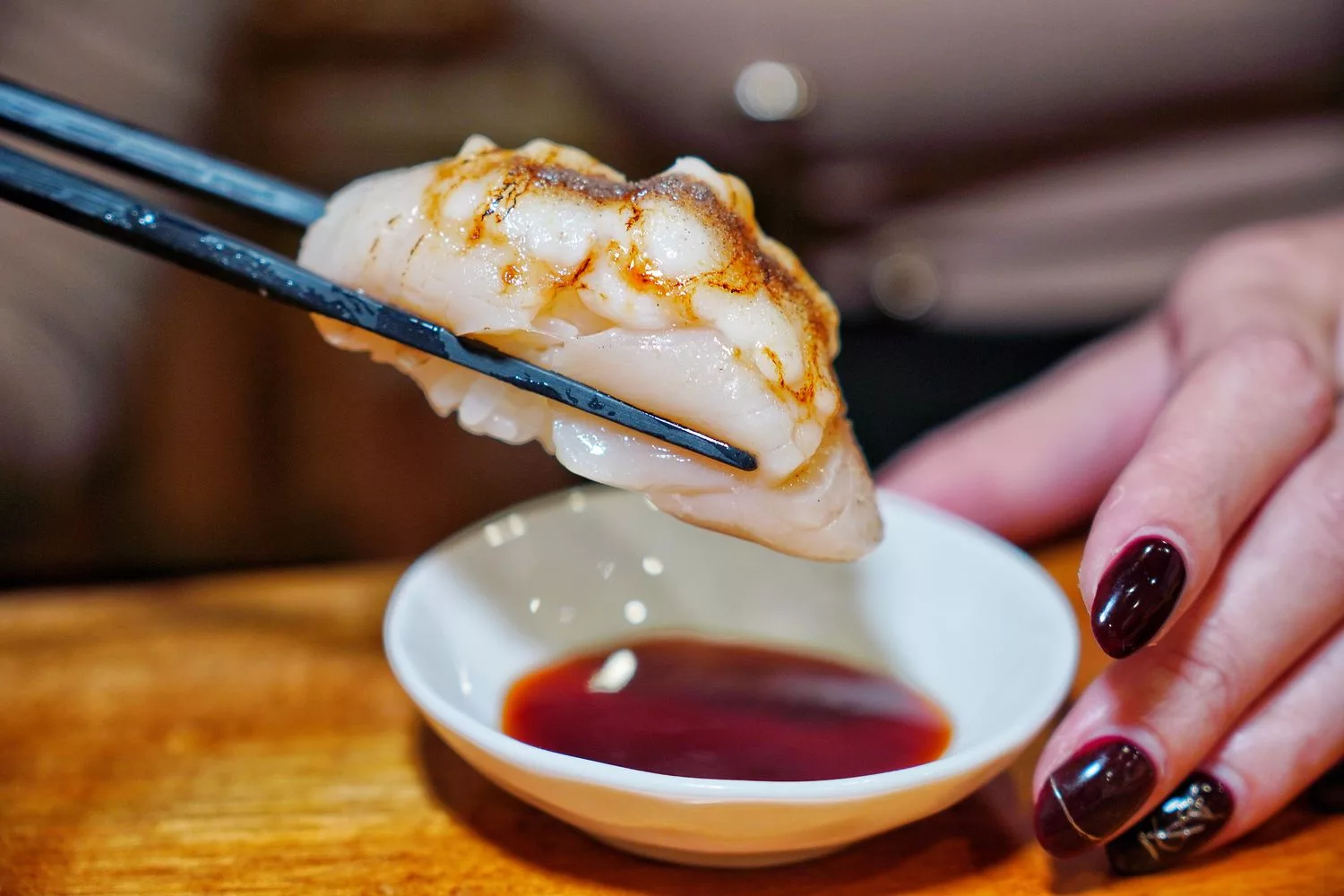 【三重日本料理】老本壽司.生魚片，人氣平價日料.壽司擺盤超吸睛! @混血珊莎的奇幻旅程