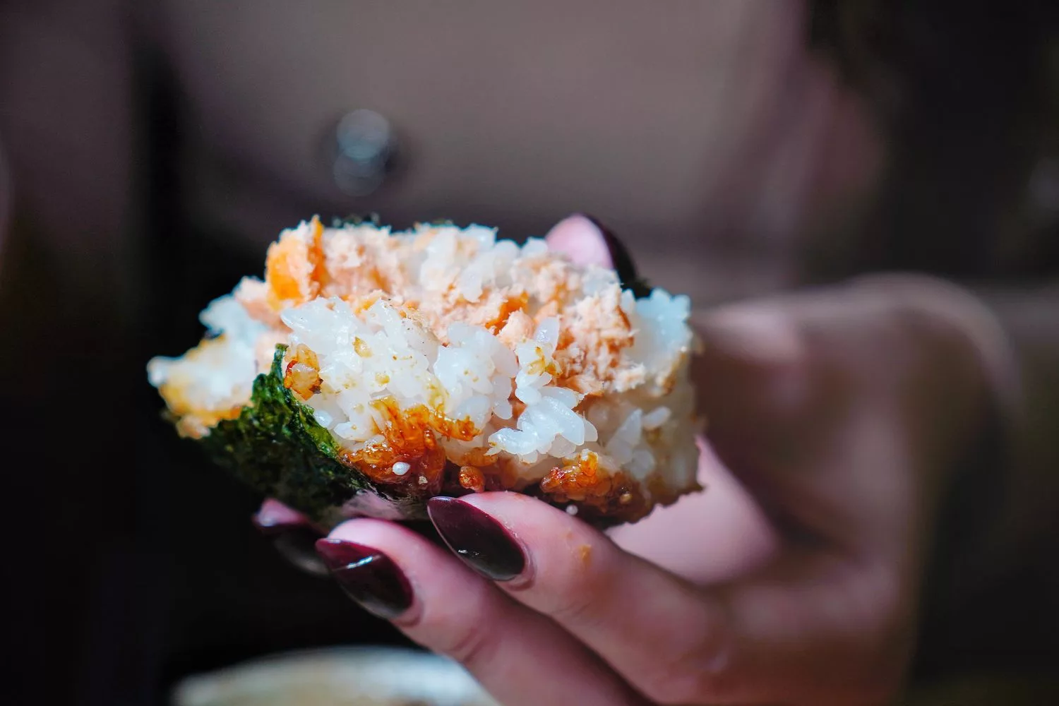 【三重日本料理】老本壽司.生魚片，人氣平價日料.壽司擺盤超吸睛! @混血珊莎的奇幻旅程