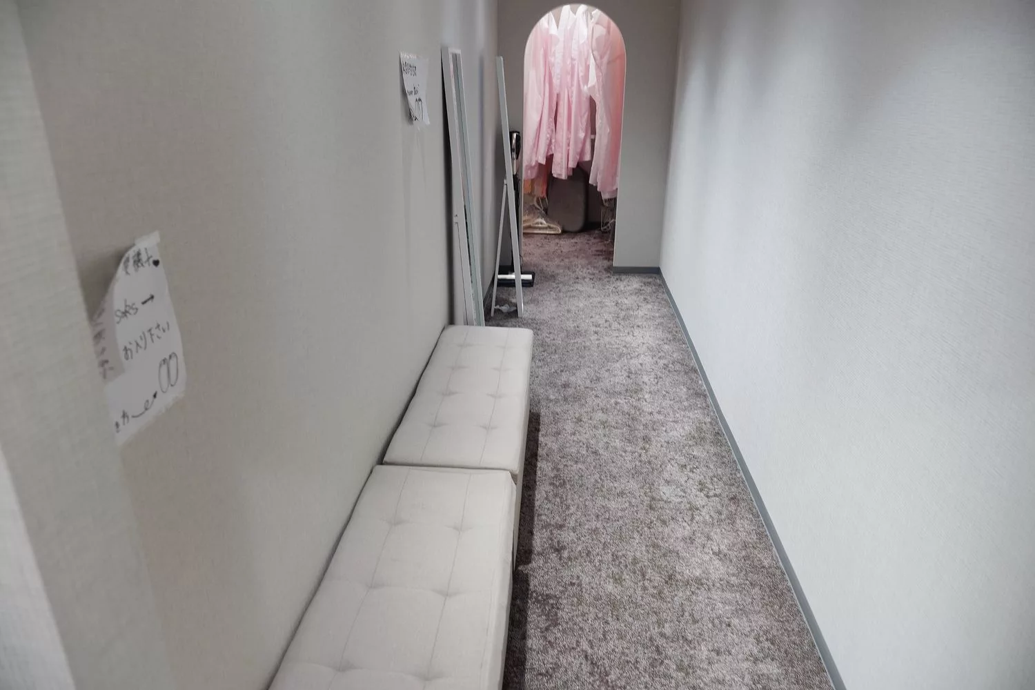 【京都和服體驗】Okimono屋 清水寺店，超夢幻髮型搭配優雅和服 中文店員 款式多高CP值! @混血珊莎的奇幻旅程