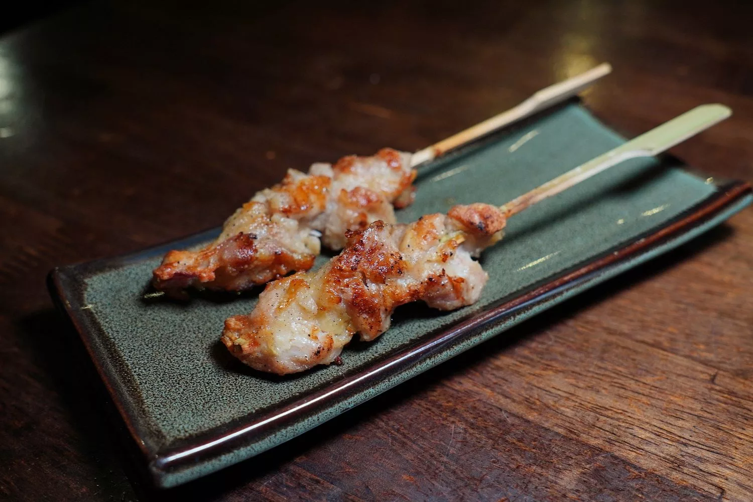 【板橋燒烤】老味噌板橋江翠店，美味串燒配生啤，宵夜小酌首選! @混血珊莎的奇幻旅程