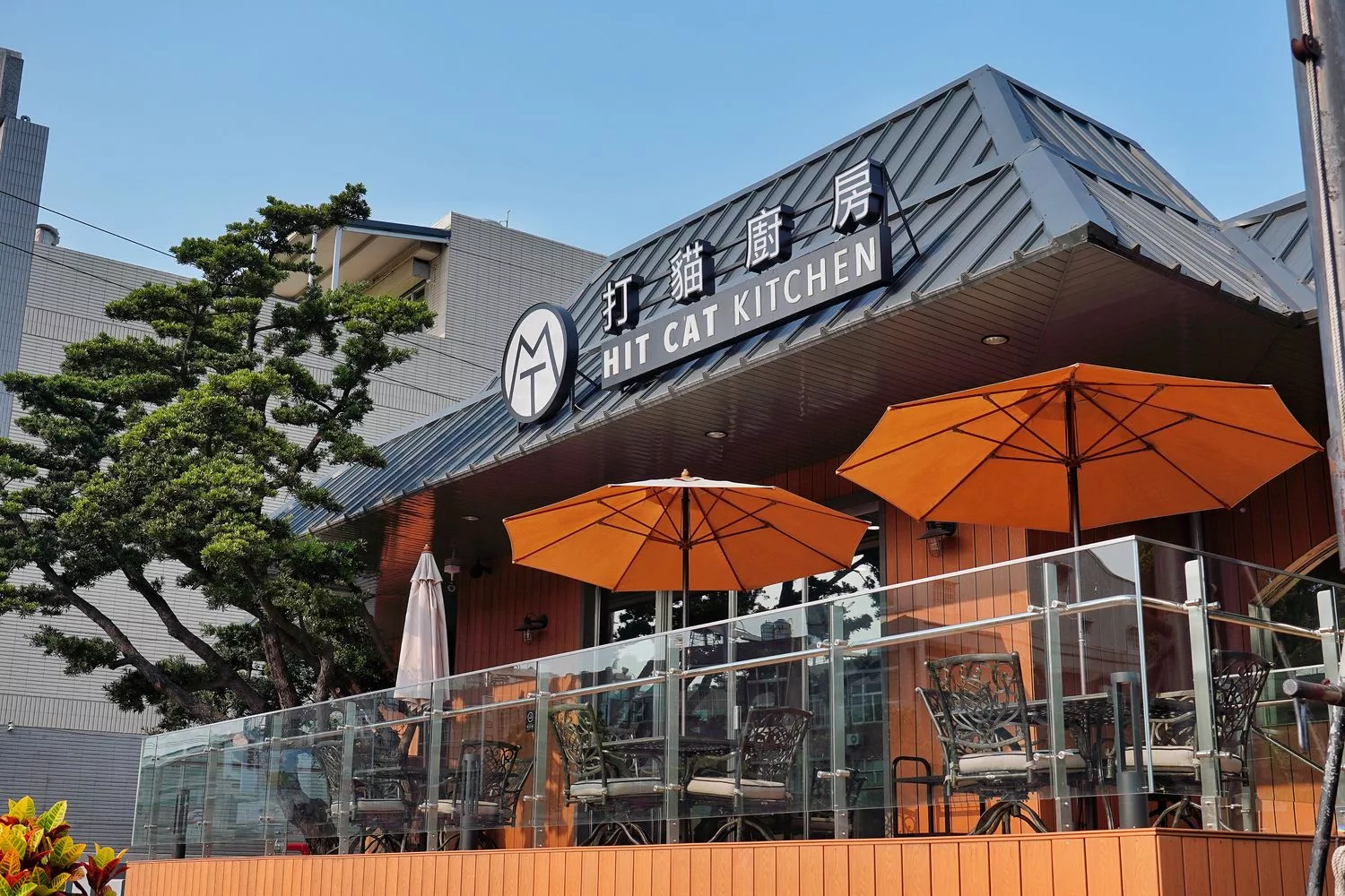 【嘉義民雄餐廳】打貓廚房，隱身在美式餐廳內的頂級牛排，節日聚餐慶生首選! @混血珊莎的奇幻旅程