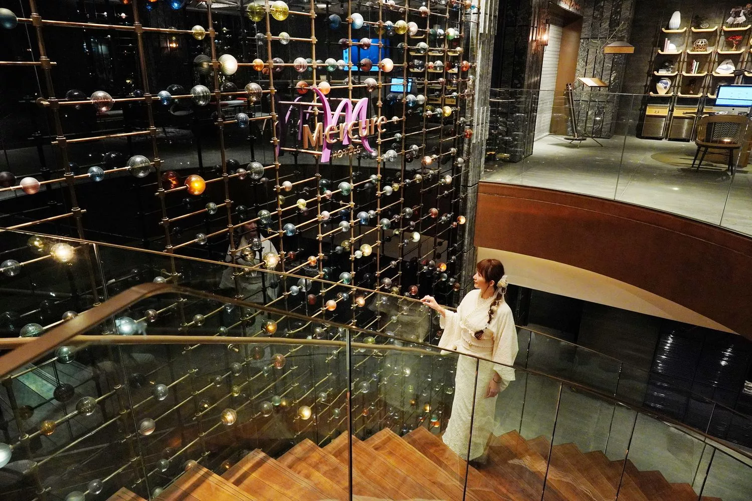 【京都車站美居酒店 Mercure Kyoto Station】主打日本古代貴族主題，華麗時尚系飯店! @混血珊莎的奇幻旅程