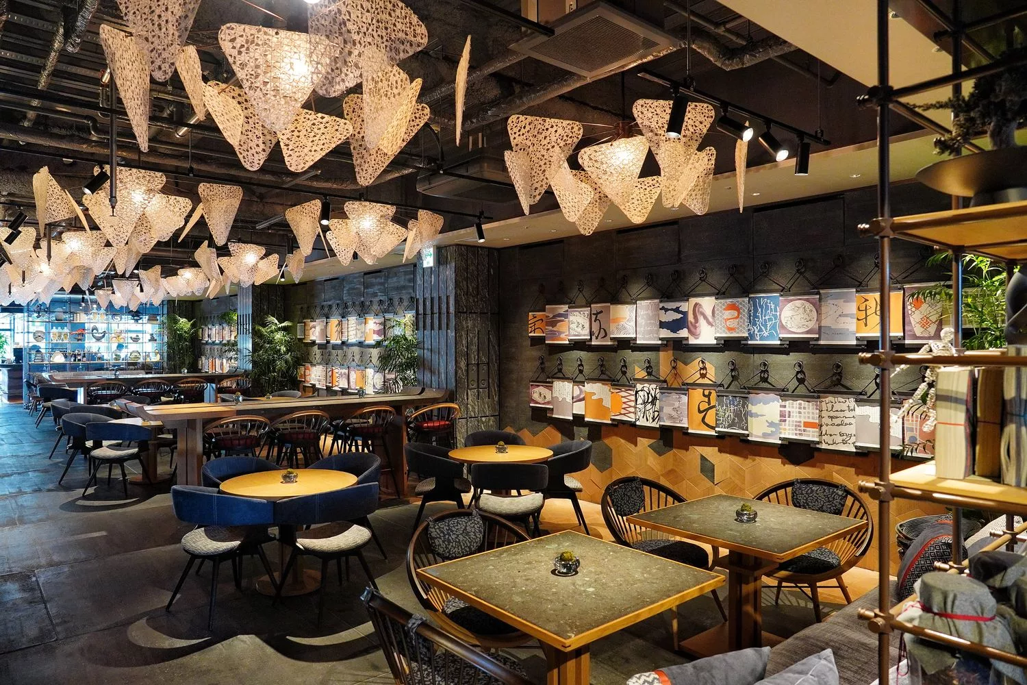 【京都車站美居酒店 Mercure Kyoto Station】主打日本古代貴族主題，華麗時尚系飯店! @混血珊莎的奇幻旅程