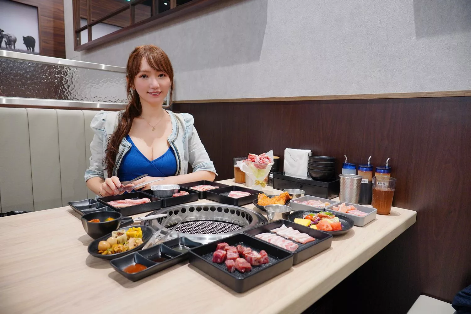 【台中燒烤吃到飽】牛角Buffet 台中lalaport店，套餐吃到飽通通有，自助吧百種餐點跟生啤酒無限爽吃! @混血珊莎的奇幻旅程