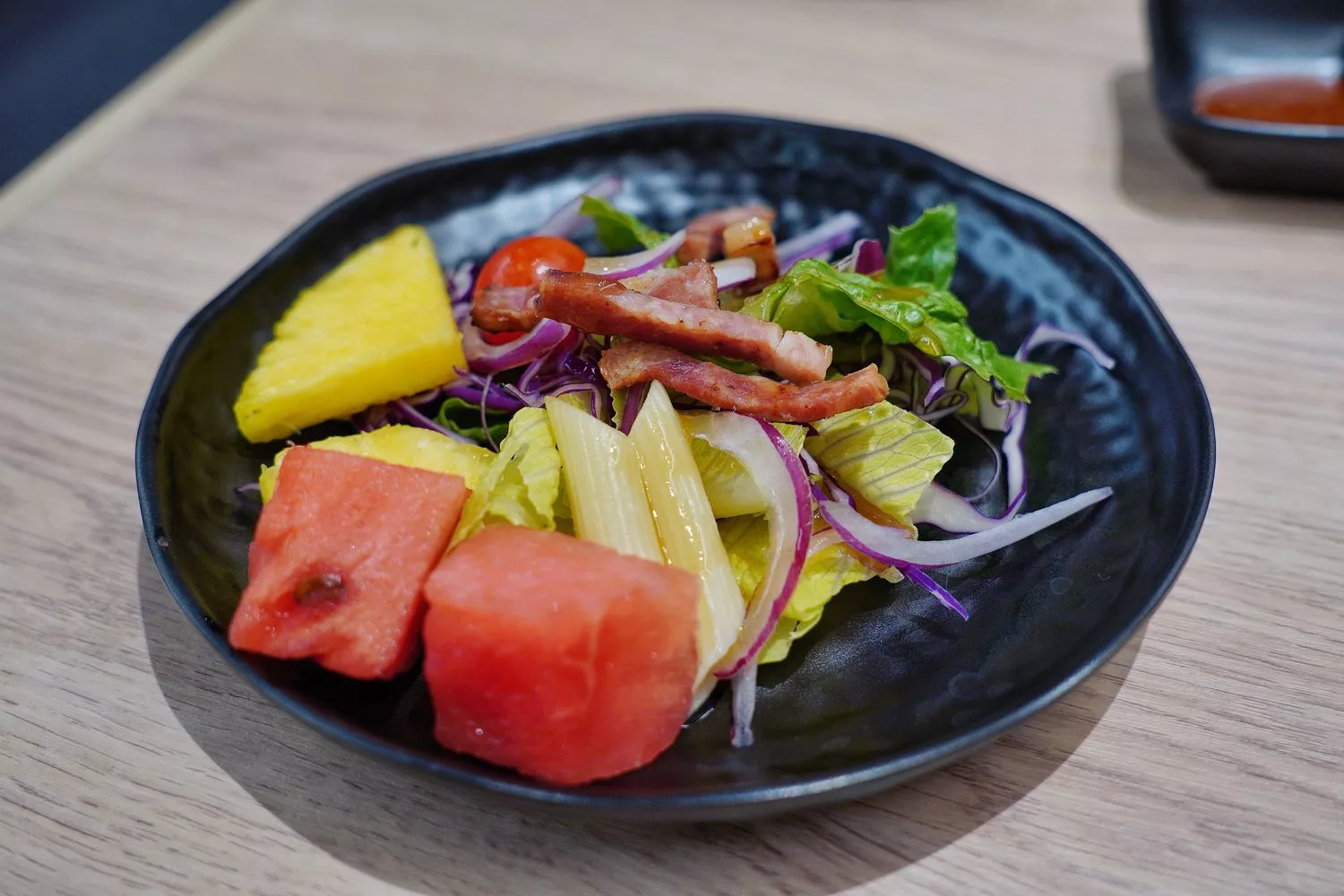 【台中燒烤吃到飽】牛角Buffet 台中lalaport店，套餐吃到飽通通有，自助吧百種餐點跟生啤酒無限爽吃! @混血珊莎的奇幻旅程