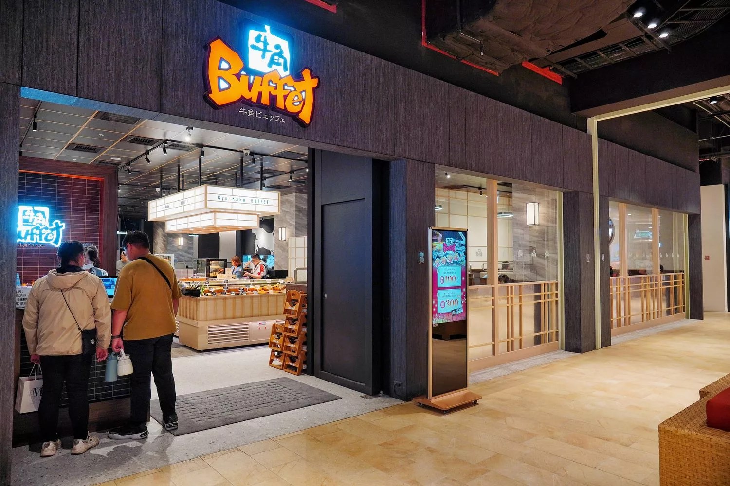 【台中燒烤吃到飽】牛角Buffet 台中lalaport店，套餐吃到飽通通有，自助吧百種餐點跟生啤酒無限爽吃! @混血珊莎的奇幻旅程