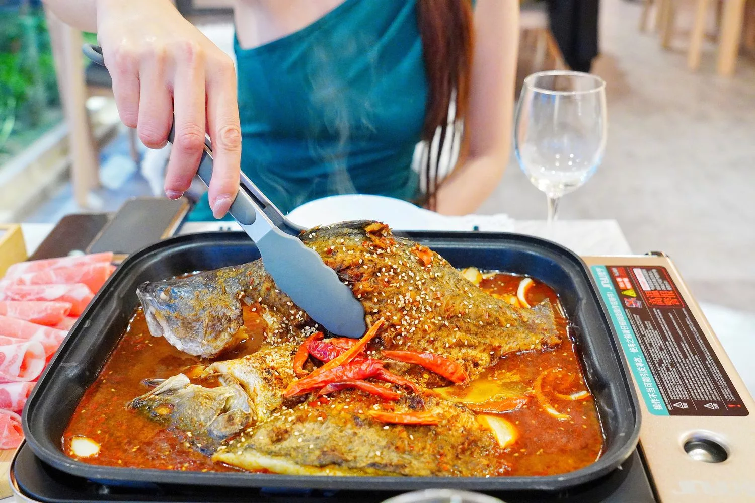 【叢林開始輕奢懶人露營glamping】苗栗懶人露營一泊四食網美泳池漂浮早餐，森林系帳篷IG打卡點! @混血珊莎的奇幻旅程