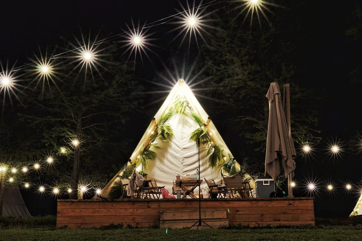 【叢林開始輕奢懶人露營glamping】苗栗懶人露營一泊四食網美泳池漂浮早餐，森林系帳篷IG打卡點! @混血珊莎的奇幻旅程