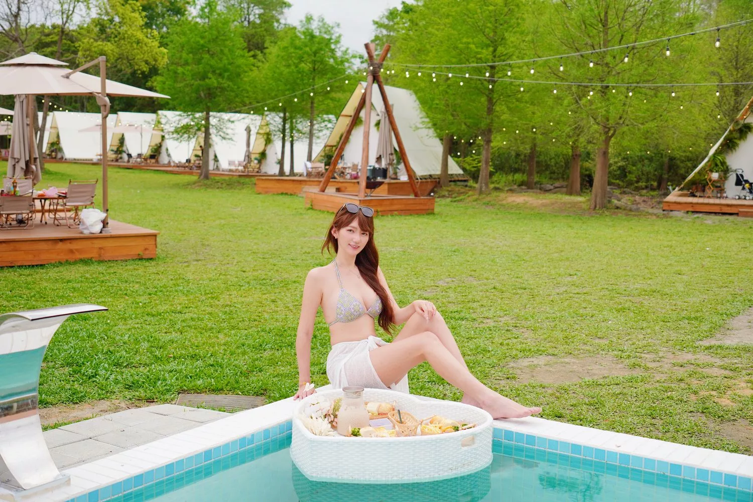 【叢林開始輕奢懶人露營glamping】苗栗懶人露營一泊四食網美泳池漂浮早餐，森林系帳篷IG打卡點! @混血珊莎的奇幻旅程