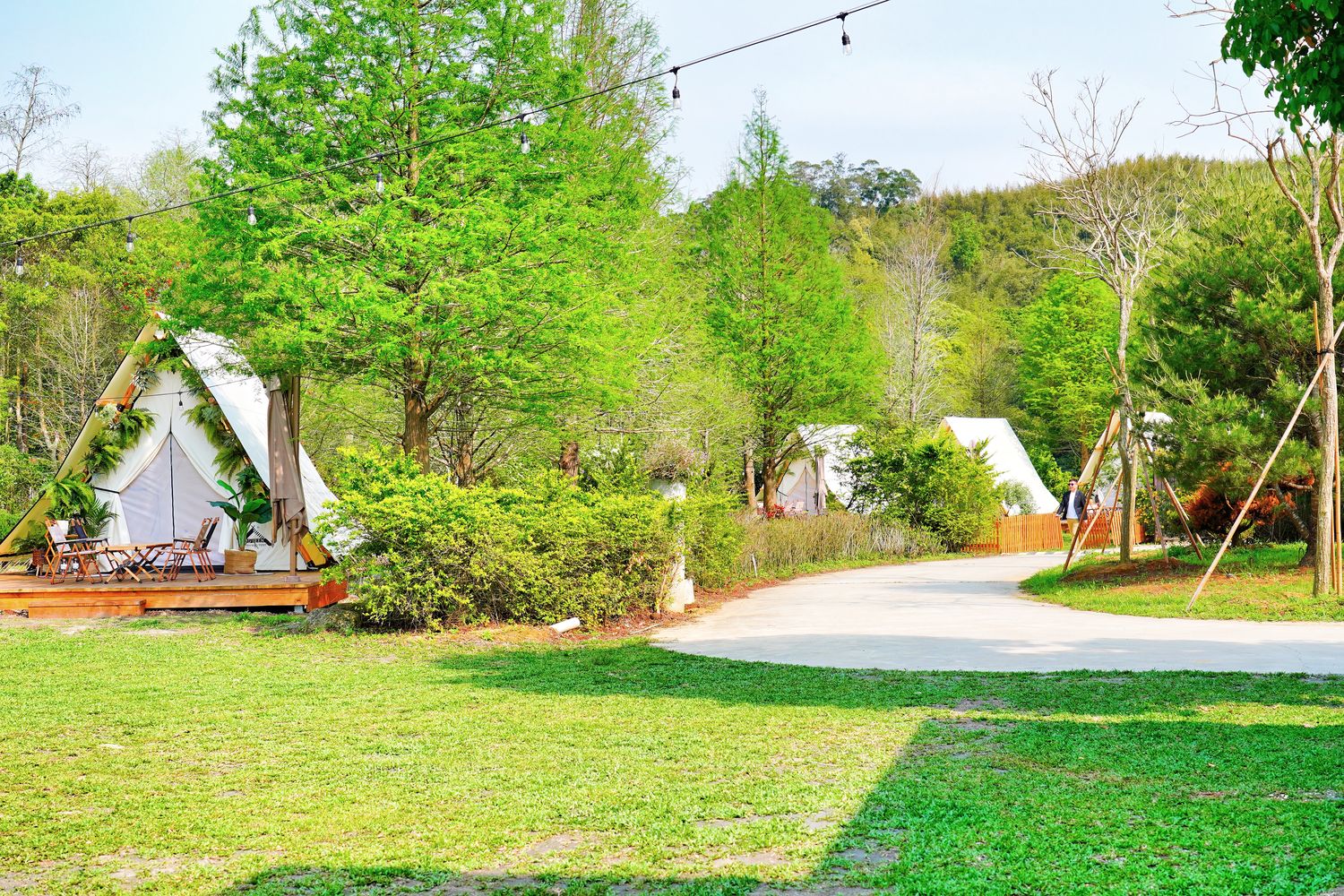 【叢林開始輕奢懶人露營glamping】苗栗懶人露營一泊四食網美泳池漂浮早餐，森林系帳篷IG打卡點! @混血珊莎的奇幻旅程