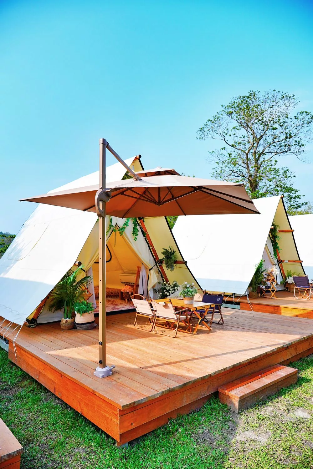 【叢林開始輕奢懶人露營glamping】苗栗懶人露營一泊四食網美泳池漂浮早餐，森林系帳篷IG打卡點! @混血珊莎的奇幻旅程