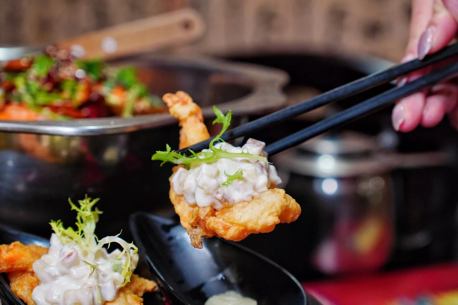 【台南永康美食】LA時尚川菜永康店，華麗中國風包廂裝潢，節日聚餐家庭聚會首選! @混血珊莎的奇幻旅程