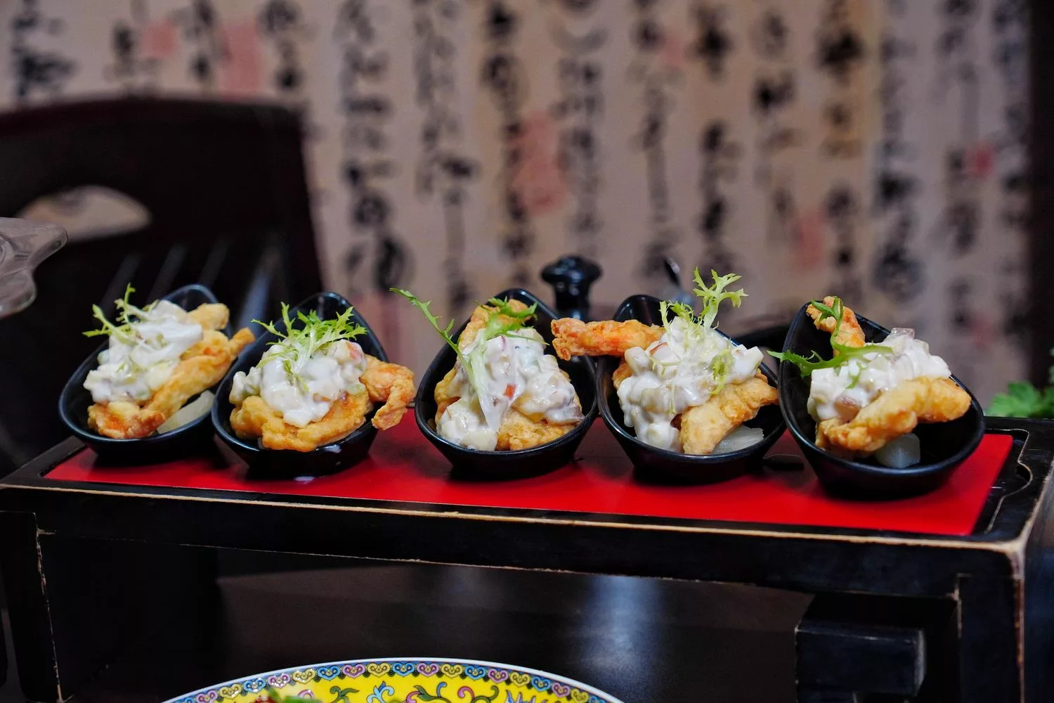 【台南永康美食】LA時尚川菜永康店，華麗中國風包廂裝潢，節日聚餐家庭聚會首選! @混血珊莎的奇幻旅程
