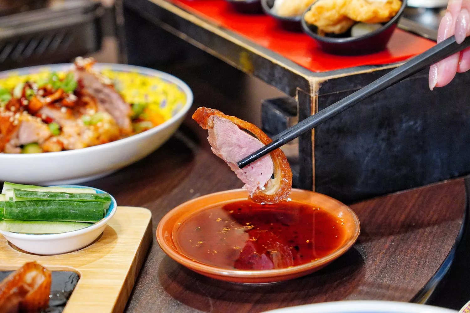【台南永康美食】LA時尚川菜永康店，華麗中國風包廂裝潢，節日聚餐家庭聚會首選! @混血珊莎的奇幻旅程
