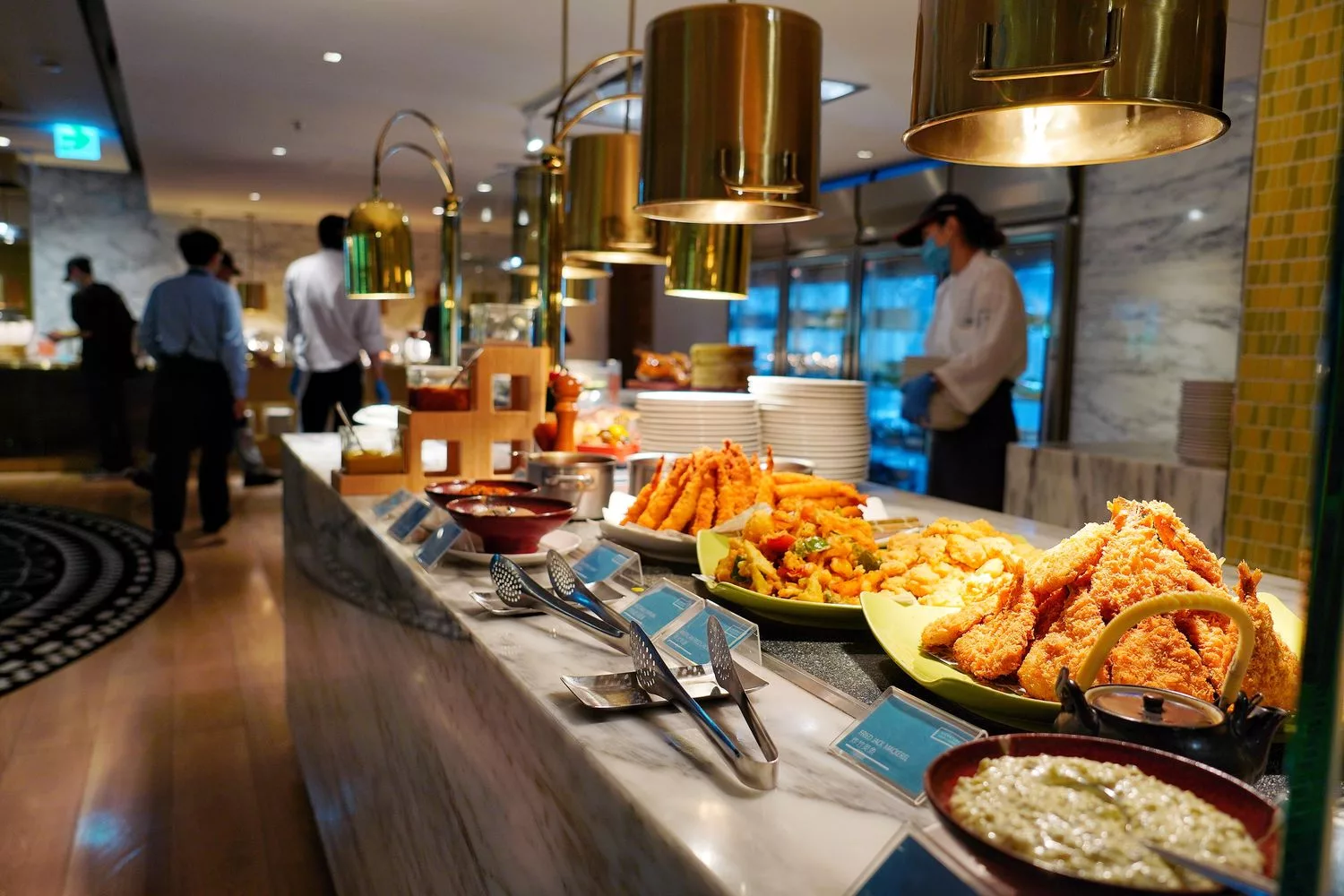 李方艾美酒店新食譜全日餐廳｜海鮮牛排近百道多國料理，大啖異國風味! @混血珊莎的奇幻旅程