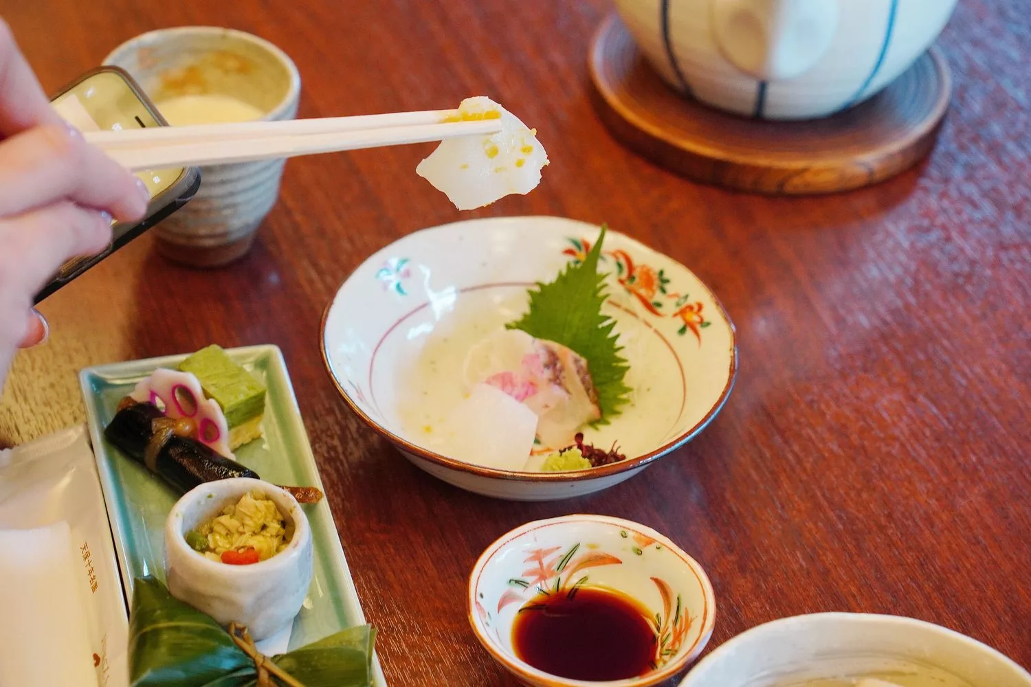 【京都湯豆腐】南禪寺順正,百年湯豆腐老店搭配超美千坪日式庭園! @混血珊莎的奇幻旅程 【京都湯豆腐】南禪寺順正,百年湯豆腐老店搭配超美千坪日式庭園! @混血珊莎的奇幻旅程