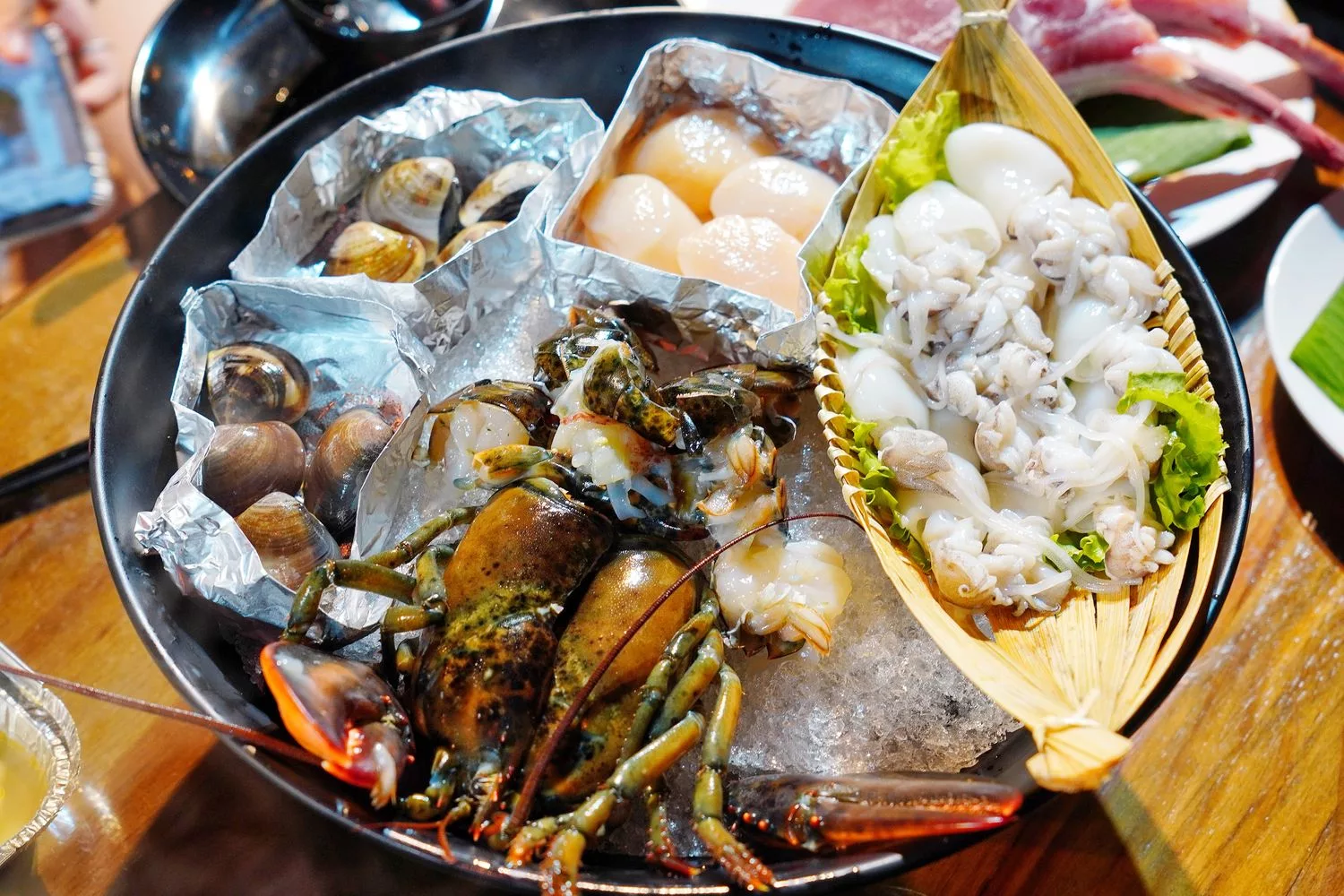 【南投豪華露營】相逢部落一泊四食,晚餐燒烤加龍蝦火鍋,調酒飲品無限暢飲,套房級帳篷泡澡超享受! @混血珊莎的奇幻旅程 【南投豪華露營】相逢部落一泊四食,晚餐燒烤加龍蝦火鍋,調酒飲品無限暢飲,套房級帳篷泡澡超享受! @混血珊莎的奇幻旅程