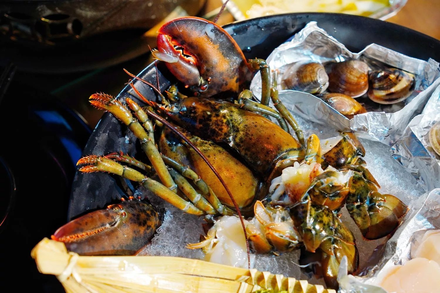 【南投豪華露營】相逢部落一泊四食，晚餐燒烤加龍蝦火鍋，調酒飲品無限暢飲，套房級帳篷泡澡超享受! @混血珊莎的奇幻旅程