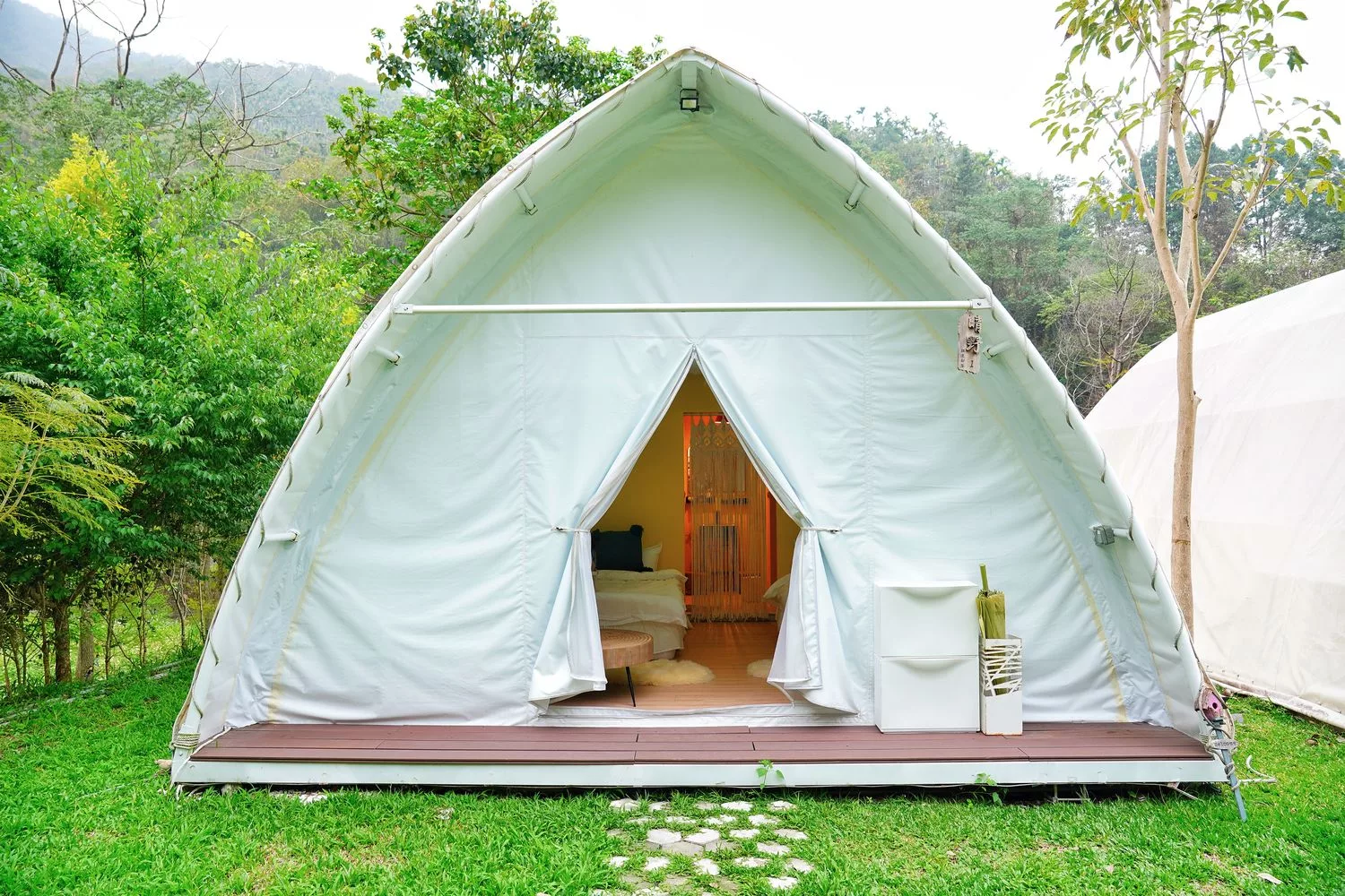 【南投豪華露營】相逢部落一泊四食,晚餐燒烤加龍蝦火鍋,調酒飲品無限暢飲,套房級帳篷泡澡超享受! @混血珊莎的奇幻旅程 【南投豪華露營】相逢部落一泊四食,晚餐燒烤加龍蝦火鍋,調酒飲品無限暢飲,套房級帳篷泡澡超享受! @混血珊莎的奇幻旅程