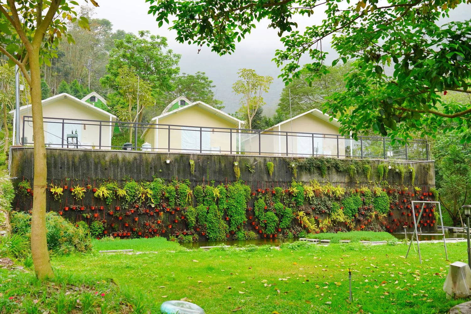 【南投豪華露營】相逢部落一泊四食,晚餐燒烤加龍蝦火鍋,調酒飲品無限暢飲,套房級帳篷泡澡超享受! @混血珊莎的奇幻旅程 【南投豪華露營】相逢部落一泊四食,晚餐燒烤加龍蝦火鍋,調酒飲品無限暢飲,套房級帳篷泡澡超享受! @混血珊莎的奇幻旅程