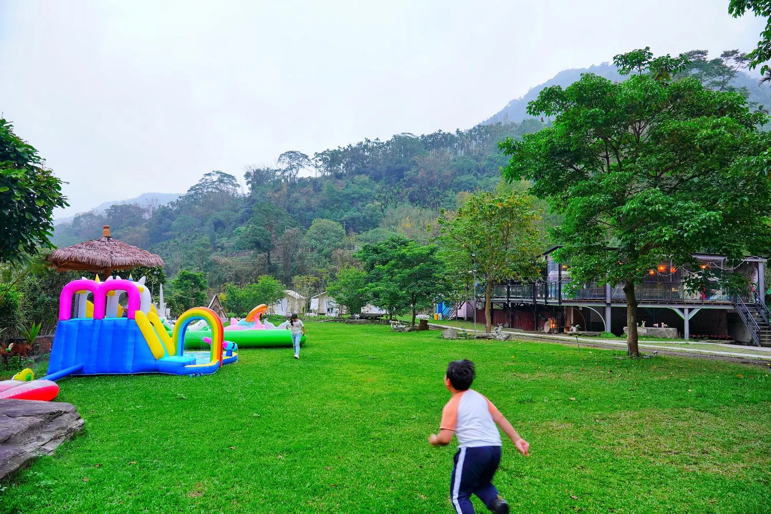 【南投豪華露營】相逢部落一泊四食,晚餐燒烤加龍蝦火鍋,調酒飲品無限暢飲,套房級帳篷泡澡超享受! @混血珊莎的奇幻旅程 【南投豪華露營】相逢部落一泊四食,晚餐燒烤加龍蝦火鍋,調酒飲品無限暢飲,套房級帳篷泡澡超享受! @混血珊莎的奇幻旅程
