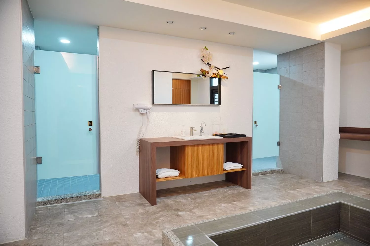 【南投市汽車旅館推薦】舒馨精品旅館,質感房型有KTV/露天浴池/豪華浴缸,適合情侶休息/親子住宿/商務出差! @混血珊莎的奇幻旅程 【南投市汽車旅館推薦】舒馨精品旅館,質感房型有KTV/露天浴池/豪華浴缸,適合情侶休息/親子住宿/商務出差! @混血珊莎的奇幻旅程