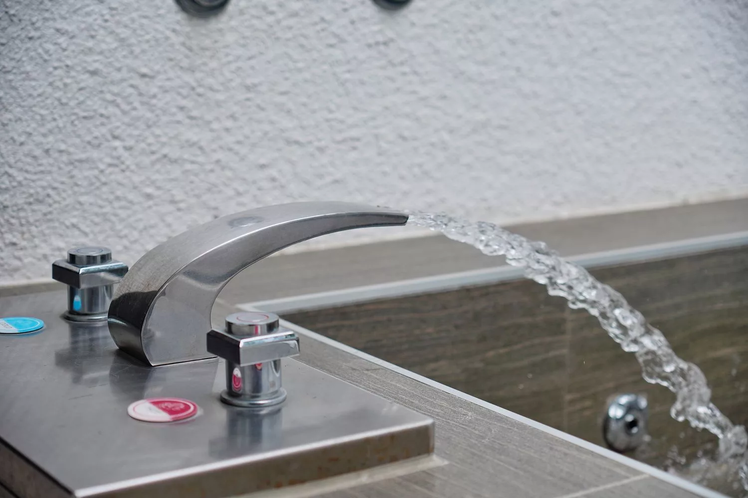 【南投市汽車旅館推薦】舒馨精品旅館,質感房型有KTV/露天浴池/豪華浴缸,適合情侶休息/親子住宿/商務出差! @混血珊莎的奇幻旅程 【南投市汽車旅館推薦】舒馨精品旅館,質感房型有KTV/露天浴池/豪華浴缸,適合情侶休息/親子住宿/商務出差! @混血珊莎的奇幻旅程