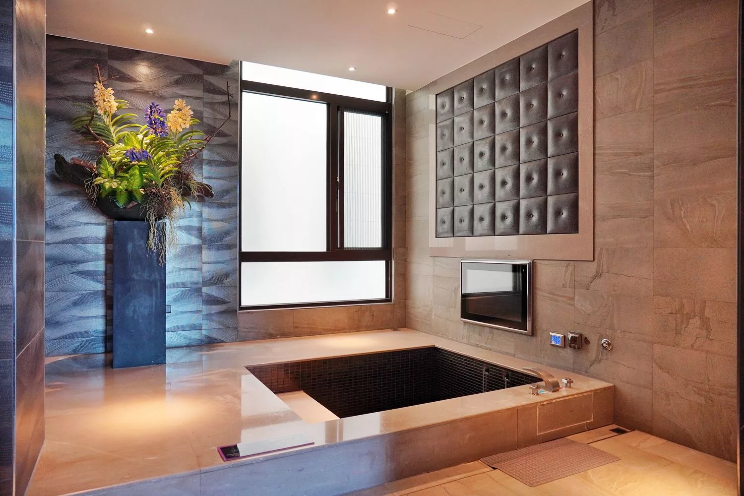 【南投市汽車旅館推薦】舒馨精品旅館,質感房型有KTV/露天浴池/豪華浴缸,適合情侶休息/親子住宿/商務出差! @混血珊莎的奇幻旅程 【南投市汽車旅館推薦】舒馨精品旅館,質感房型有KTV/露天浴池/豪華浴缸,適合情侶休息/親子住宿/商務出差! @混血珊莎的奇幻旅程