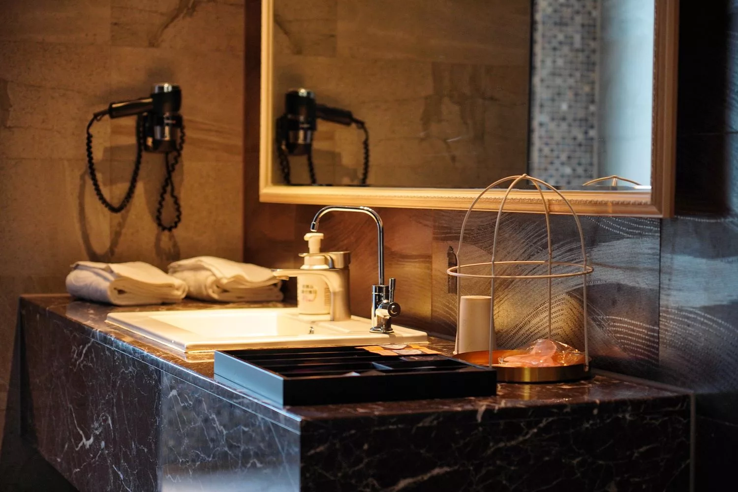 【南投市汽車旅館推薦】舒馨精品旅館,質感房型有KTV/露天浴池/豪華浴缸,適合情侶休息/親子住宿/商務出差! @混血珊莎的奇幻旅程 【南投市汽車旅館推薦】舒馨精品旅館,質感房型有KTV/露天浴池/豪華浴缸,適合情侶休息/親子住宿/商務出差! @混血珊莎的奇幻旅程