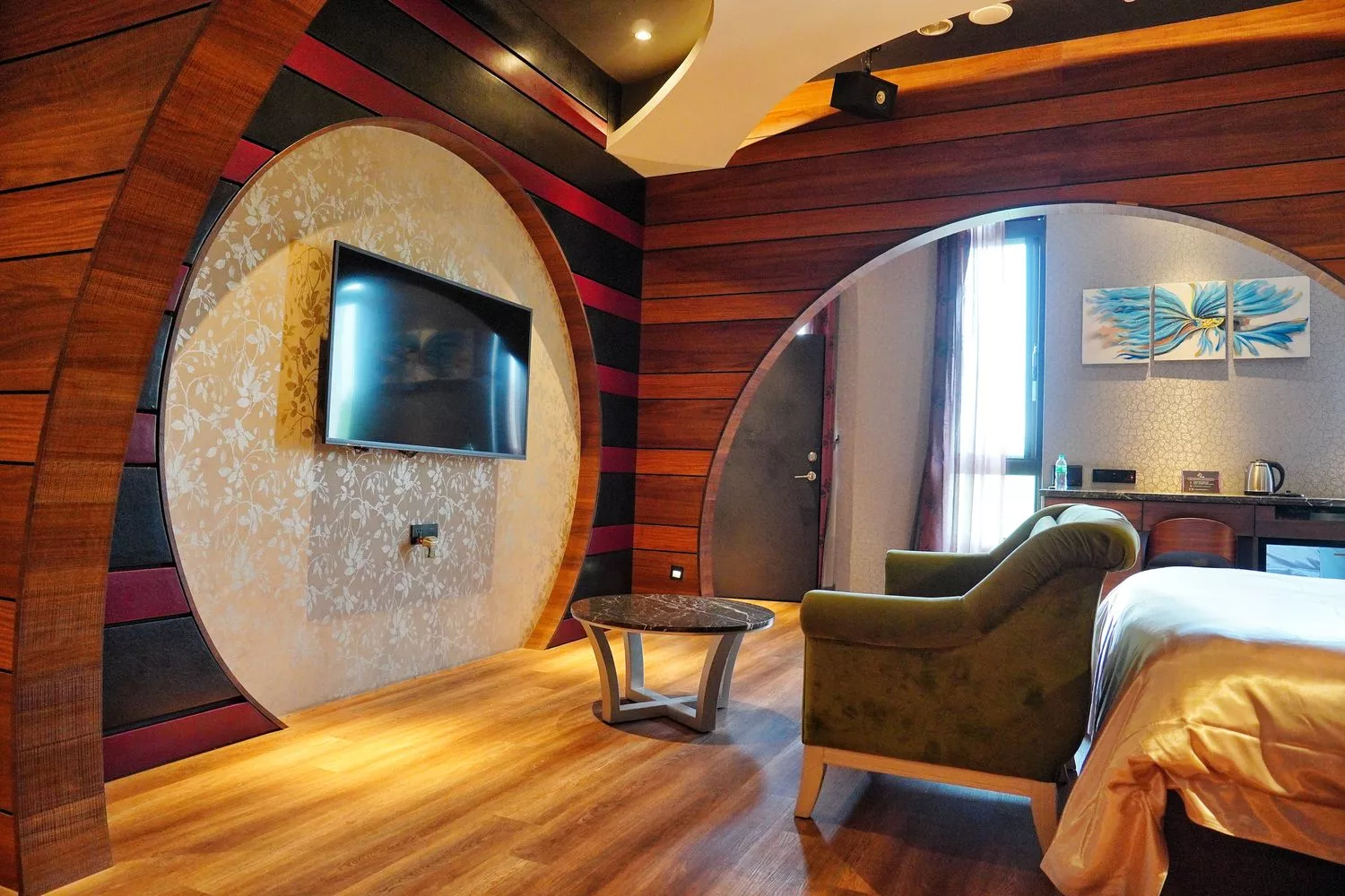 【南投市汽車旅館推薦】舒馨精品旅館,質感房型有KTV/露天浴池/豪華浴缸,適合情侶休息/親子住宿/商務出差! @混血珊莎的奇幻旅程 【南投市汽車旅館推薦】舒馨精品旅館,質感房型有KTV/露天浴池/豪華浴缸,適合情侶休息/親子住宿/商務出差! @混血珊莎的奇幻旅程