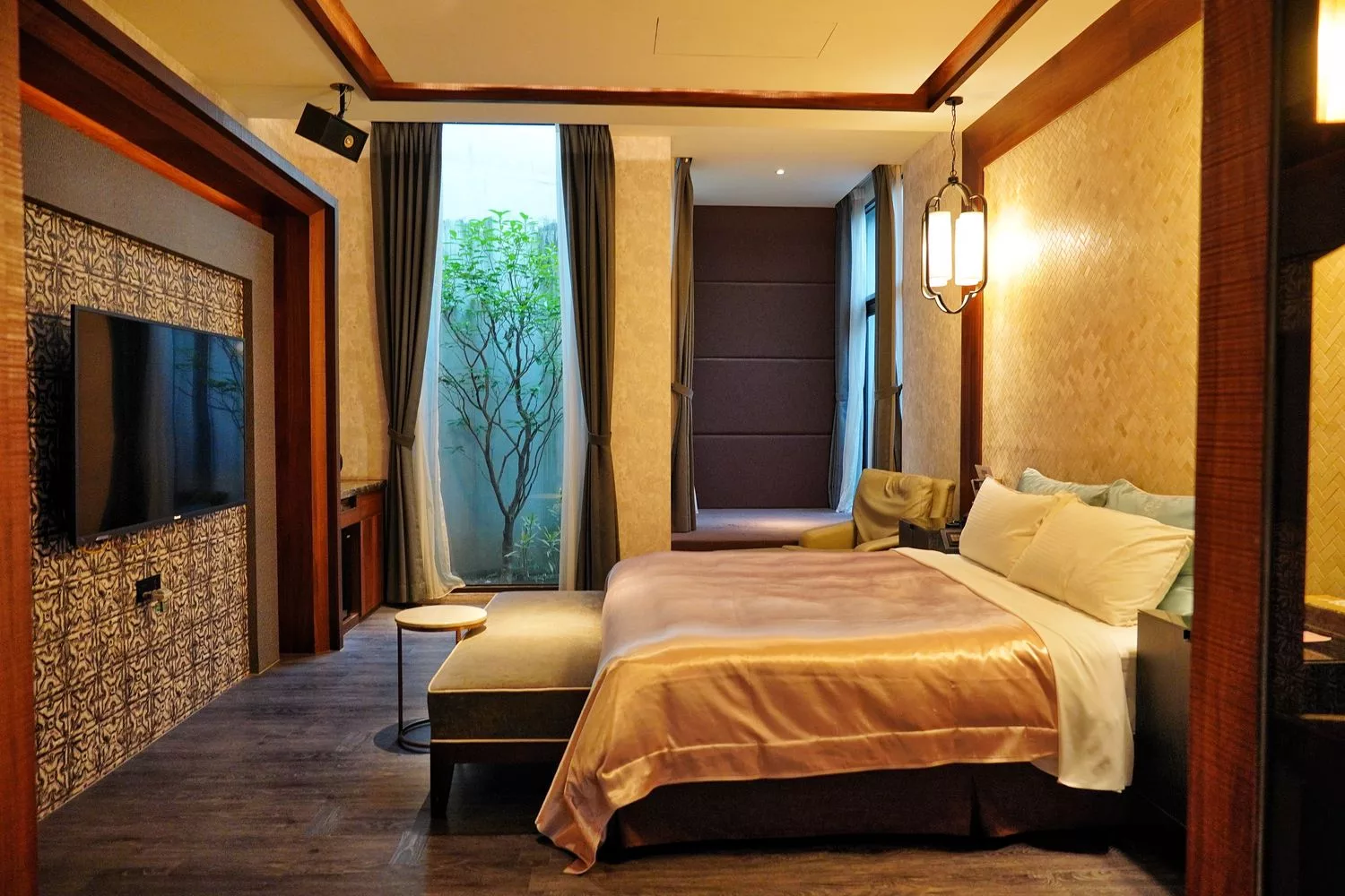 【南投市汽車旅館推薦】舒馨精品旅館,質感房型有KTV/露天浴池/豪華浴缸,適合情侶休息/親子住宿/商務出差! @混血珊莎的奇幻旅程 【南投市汽車旅館推薦】舒馨精品旅館,質感房型有KTV/露天浴池/豪華浴缸,適合情侶休息/親子住宿/商務出差! @混血珊莎的奇幻旅程