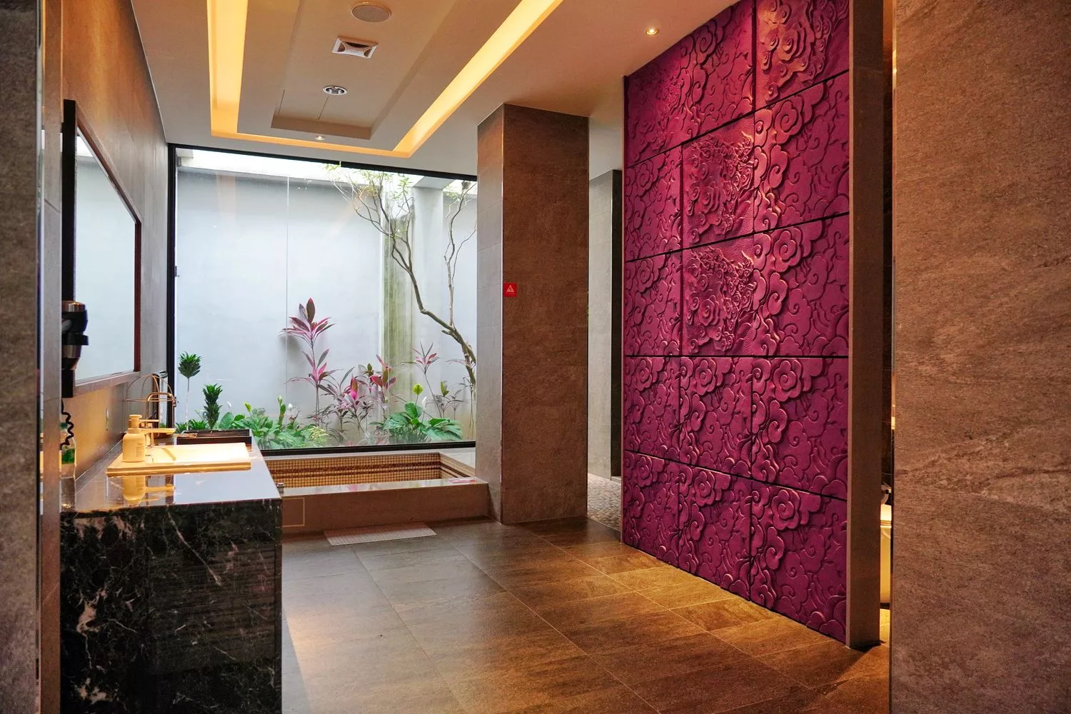 【南投市汽車旅館推薦】舒馨精品旅館,質感房型有KTV/露天浴池/豪華浴缸,適合情侶休息/親子住宿/商務出差! @混血珊莎的奇幻旅程 【南投市汽車旅館推薦】舒馨精品旅館,質感房型有KTV/露天浴池/豪華浴缸,適合情侶休息/親子住宿/商務出差! @混血珊莎的奇幻旅程