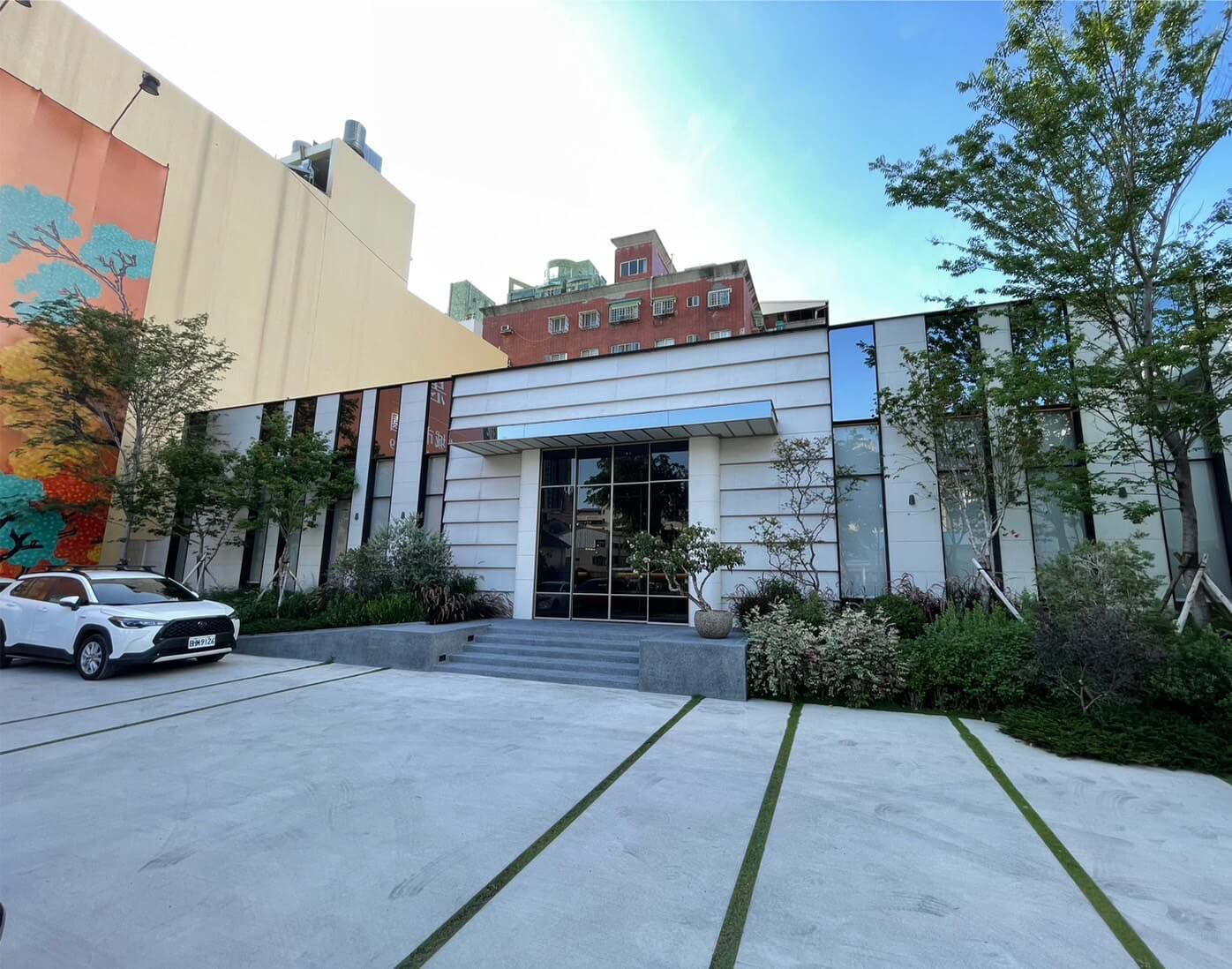 【南屯建案】嘉磐惠文，稀有1355坪壯闊基地，主打28-46坪2~4房，緊鄰七期豪宅區，台中質感新地標! @混血珊莎的奇幻旅程