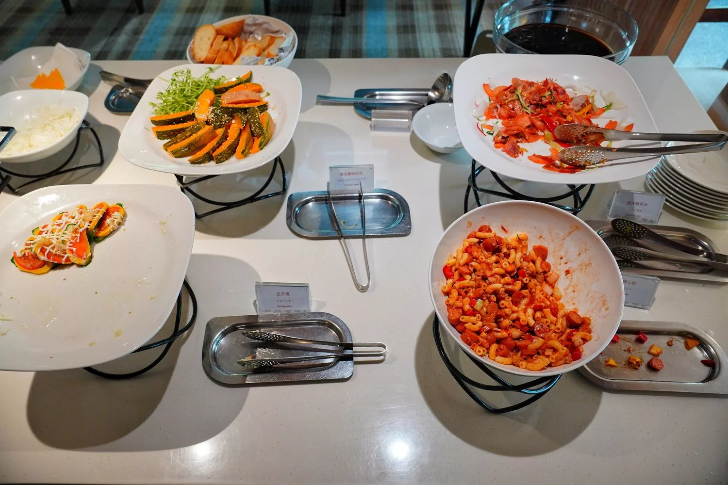 【和逸民生館早餐】THE Lounge自助早餐吃到飽，餐點豐富又精緻! @混血珊莎的奇幻旅程