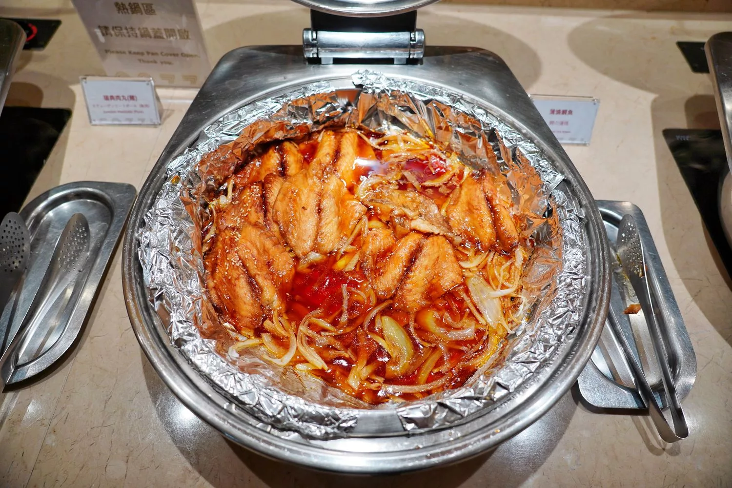 【中正區早餐】和逸飯店台北忠孝館早餐THE Lounge自助早餐，選擇多樣又好吃! @混血珊莎的奇幻旅程