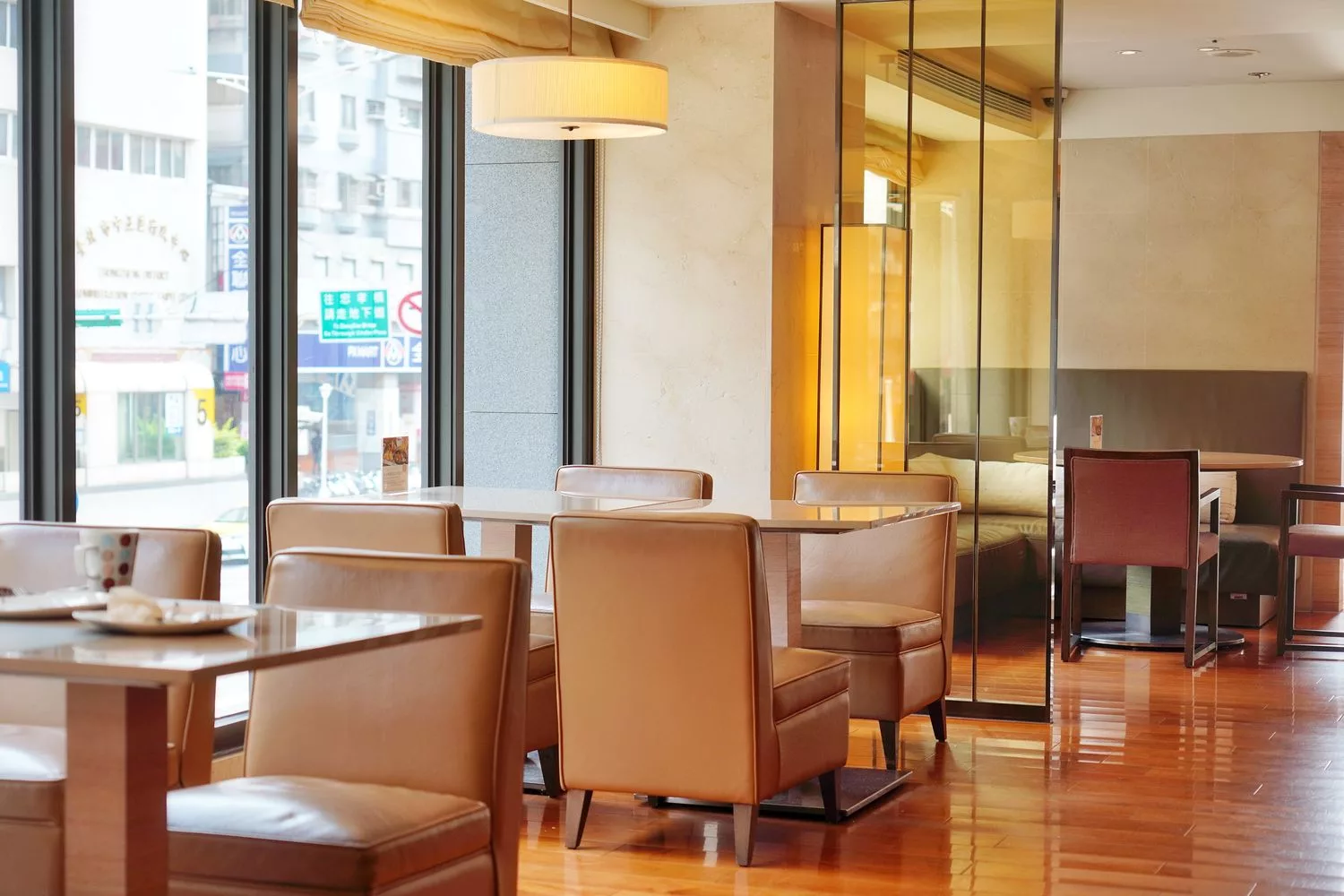 【中正區早餐】和逸飯店台北忠孝館早餐THE Lounge自助早餐，選擇多樣又好吃! @混血珊莎的奇幻旅程